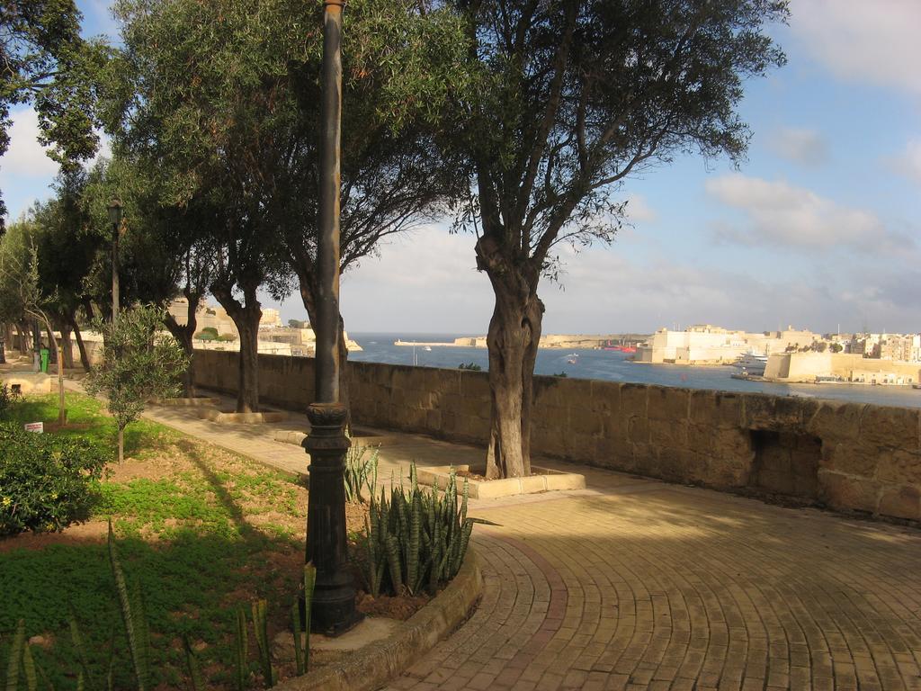 Valletta Gateway Maisonetteアパートメント エクステリア 写真
