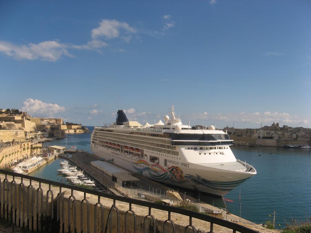 Valletta Gateway Maisonetteアパートメント エクステリア 写真